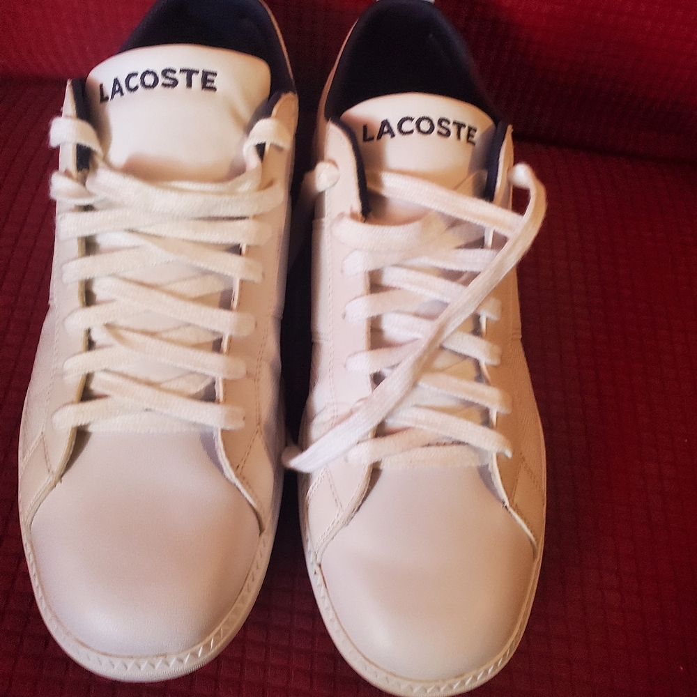Lacoste white sneakers 8,5